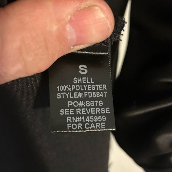 Vici | Classic Black Garment | Size Small - Picture 5 of 7